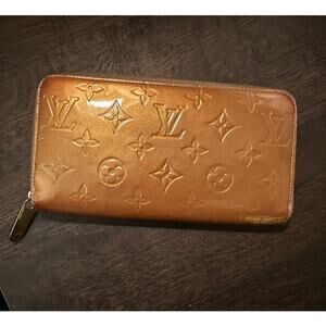LOUIS VUITTON GOLD VERNI LONG ZIPPY WALLET